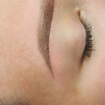 Татуаж бровей
                    Мастер перманентного макияжа Анастасия Киев