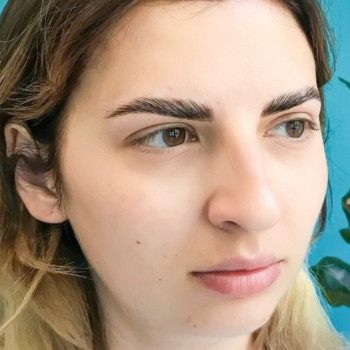 Долговременная укладка бровей
                    Мастер депиляции Юлия Вышгород