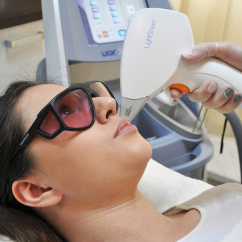 Лазерная эпиляция всего лица женская
                    Косметологічний центр Body House Київ