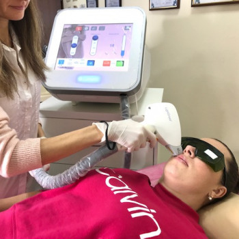 Лазерная эпиляция всего лица женская
                    Косметологічний центр Body House Київ