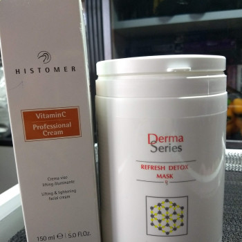 Экспресс - Детокс. Глубокое очищение лица
                    Косметолог Светлана Дніпро