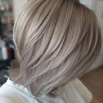 Окрашивание блонд
                    Art Beauty Coworking в Арт-клубе Цирюльня у Лары Одесса