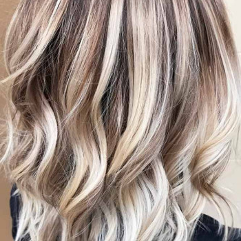 Фарбування волосся від 650 грн
                    Салон красоты НоготОк Киев