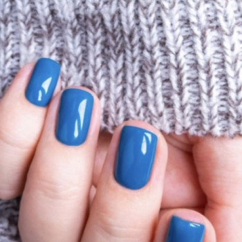 Маникюр с покрытием гель-лак
                    Салон краси Sharlie Beauty Studio Одеса