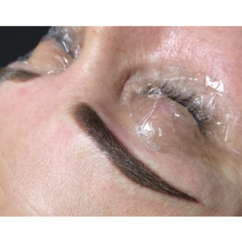 Перекрытие старого татуажа бровей и подготовка глаз к п