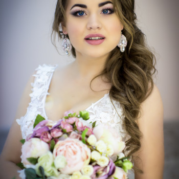 Свадебный макияж и причёска
                    Візажист Татьяна Харків