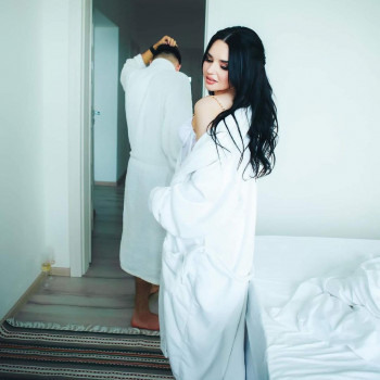 Фотосесія у халаті, фото -  Мар'яна Томин