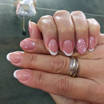 Покрытие гель лаком
                    Салон краси Persona Style Academy Beauty Маріуполь