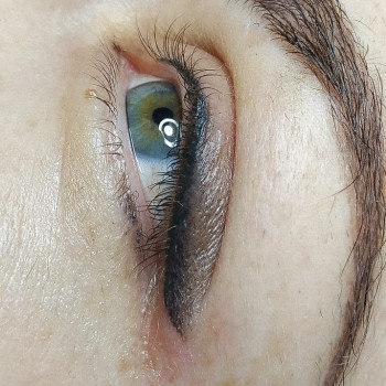 Перманентний макіяж стрілок, стрілка з розтушовкою
                    Майстер перманентного макіяжу Наталия Ивановна Київ