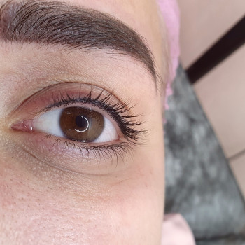 Міжвійка / міжвійка з тінню
                    Мастер перманентного макияжа Наталия Ивановна Киев