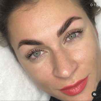 Долговременная укладка бровей