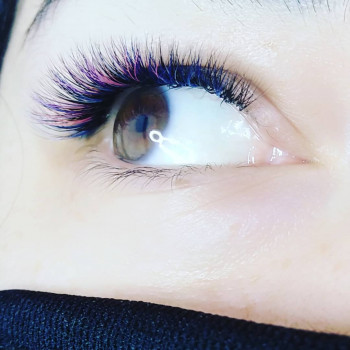 Объемное наращивание ресниц
                    Лешмейкер Ксения Львов