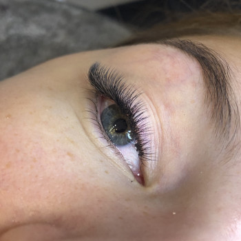 Фото з портфоліо майстра Анна Гришина (лешмейкер, Дніпро)