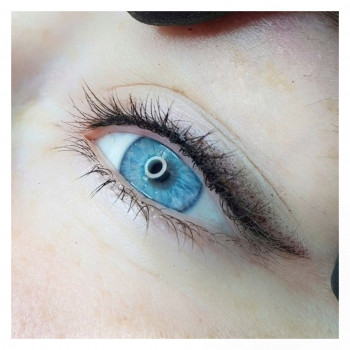 Стрілка класична, міжвійка та стрілка з розтушовкою
                    Викладач курсів краси Вікторія Яремчук Львів