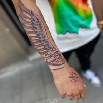 Один сеанс. 
Ціна 3000 грн.