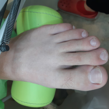 Педикюр, покрытие
                    Майстер манікюру Татьяна Київ