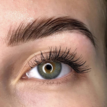 Ламинирование бровей