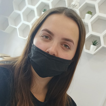 Корекція і фарбування брів
                    Визажист Катерина Львов