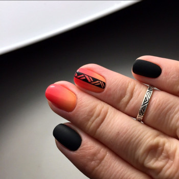 Покриття гель-лак
                    Майстер манікюру Катерина Тернопіль