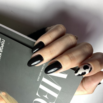 Покриття гель-лак
                    Майстер манікюру Катерина Тернопіль