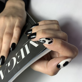 Зміцнення натуральних нігтів
                    Мастер маникюра Катерина Тернополь