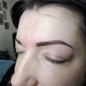 Зробити татуаж брів салон краси Бровари