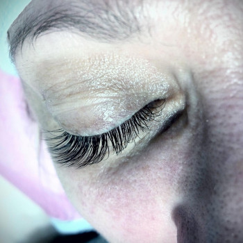 Наращивание ресниц классика