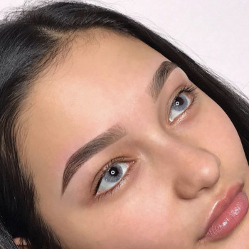 Архитектура бровей
                    Визажист Юлия Одесса