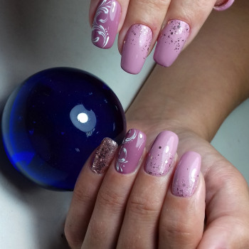 Наращивание ногтей, коррекция нарощенных ногтей