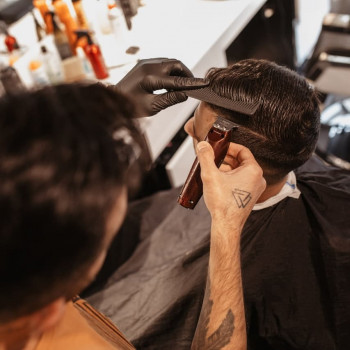  #barbershop #стрижка #зачіска #барбершоп #чоловічастрижка #гоління #борода #стрижкабороди