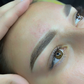 Перманентний макіяж брів
                    Майстер перманентного макіяжу Влада Хмельницький