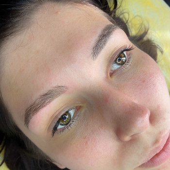 Перманентний макіяж брів
                    Майстер перманентного макіяжу Влада Хмельницький