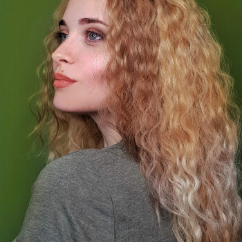 Укладка волос длинные волосы женская прическа, фото - Ногтевая студия Slava ODINET studio