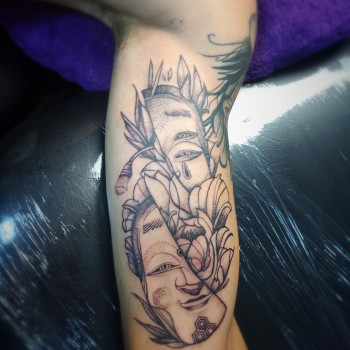 Тату для хлопців на руці чорно-білі, фото - Тату майстер Вадим Случак