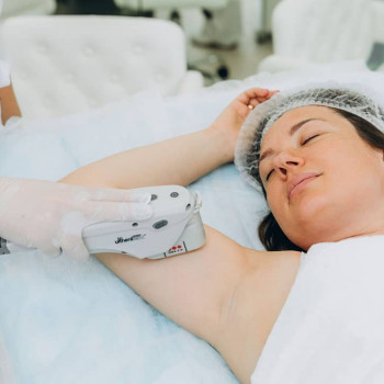 СМАС лифтинг
                    Косметолог Мария Киев