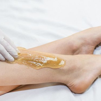 Ваксинг (удаление волос с помощью воска)
                    Майстер депіляції Татьяна Миколаїв