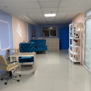 Кабінет, місце для манікюру під здачу в аренду
                    Косметологічний центр Kvitka Lotosa Ірпінь