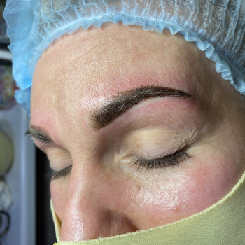 Оформление бровей. Покраска бровей. Био-татуаж
                    Мастер перманентного макияжа Диана Запорожье