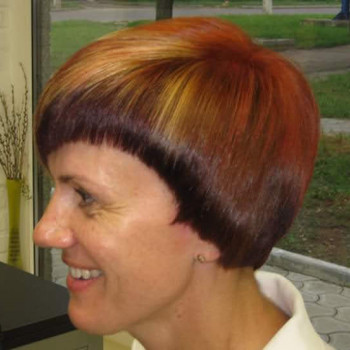 Блочное окрашивание волос
Чек1500
Время 3 часа