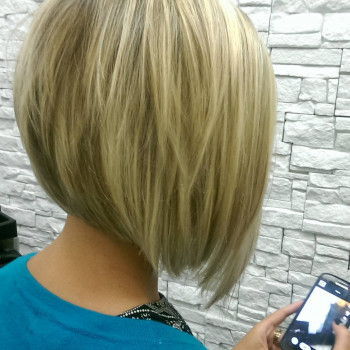 Стрижка женская
                    Перукар Екатерина Київ