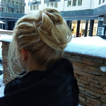 Укладка волос
                    Перукар Екатерина Київ