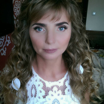 Укладка волос
                    Перукар Екатерина Київ