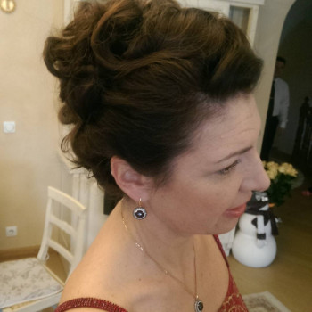 Укладка волос
                    Перукар Екатерина Київ