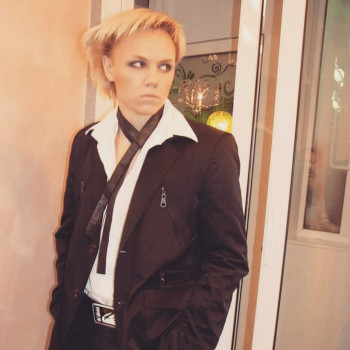 Укладка волос
                    Перукар Екатерина Київ