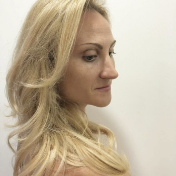 Укладка волос
                    Перукар Екатерина Київ