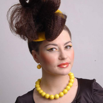 Укладка волос
                    Перукар Екатерина Київ