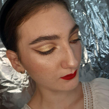 Макияж
                    Визажист Кристина Киев