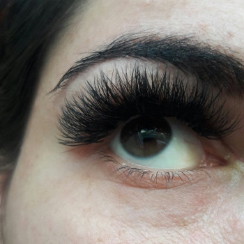 Наращивание ресниц
                    Лешмейкер Полина Харків