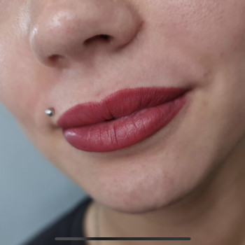 Перманентный макияж губ
                    Майстер перманентного макіяжу Юлия Одеса