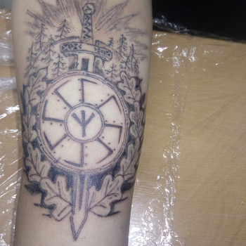 Тату на предплечье